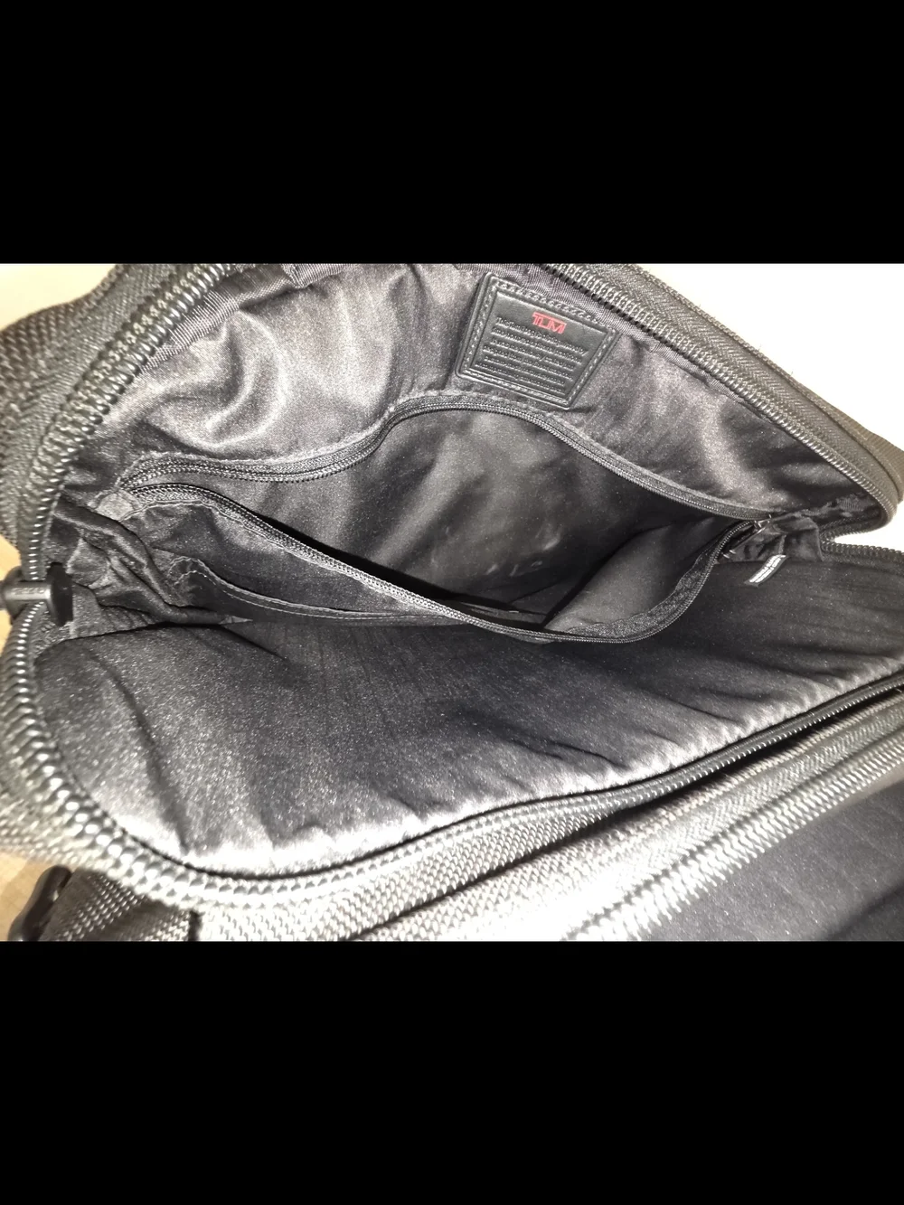 Tumi Black Men's Briefcase Laptop Bag with Leather Accents
